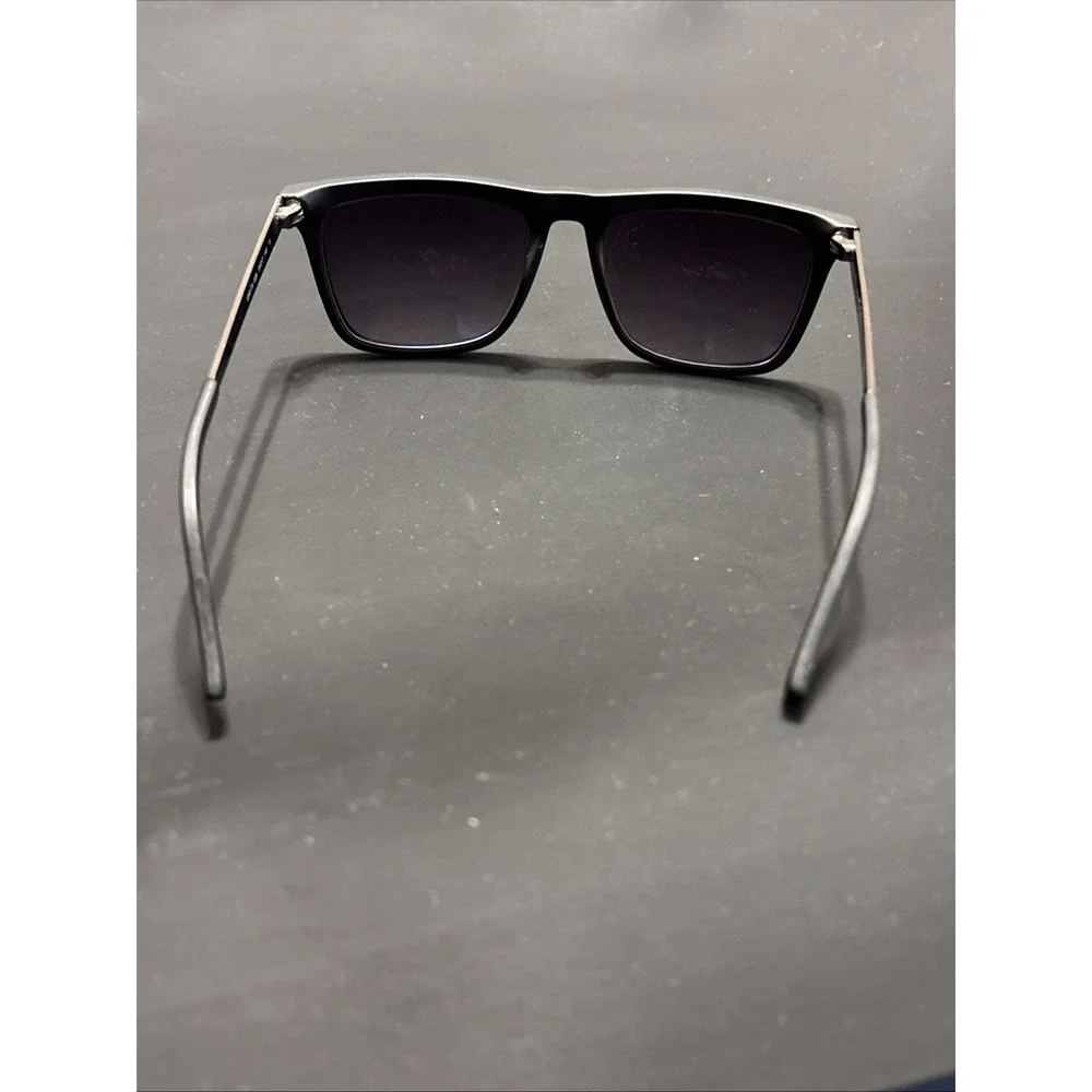 GUESS GF0176 02B Matte Black Rectangular Sunglasses 55-17-140 Gradient